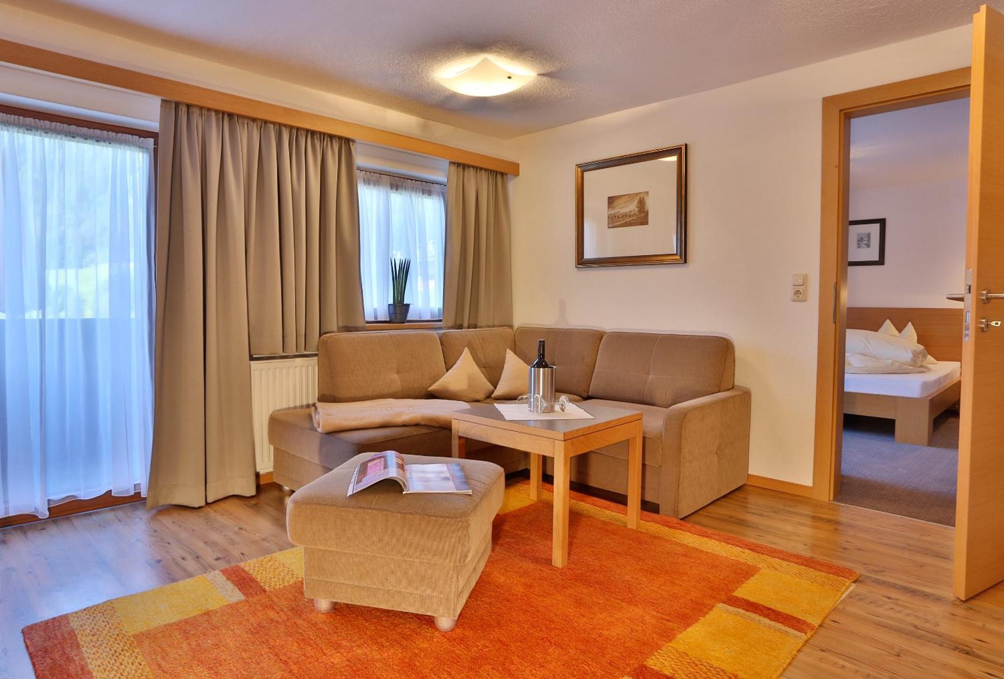 Apartmenthaus Joerg Serfaus Oda fotoğraf